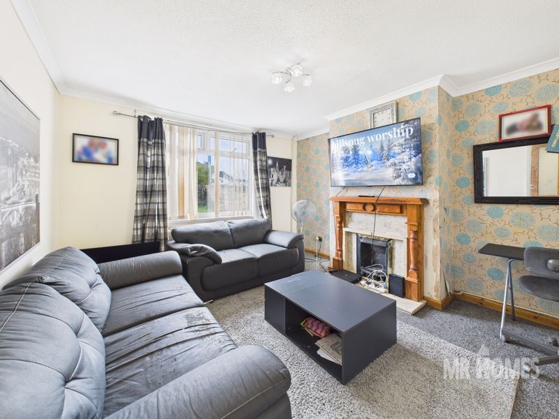 Property photo 2 of 24 Photo 3