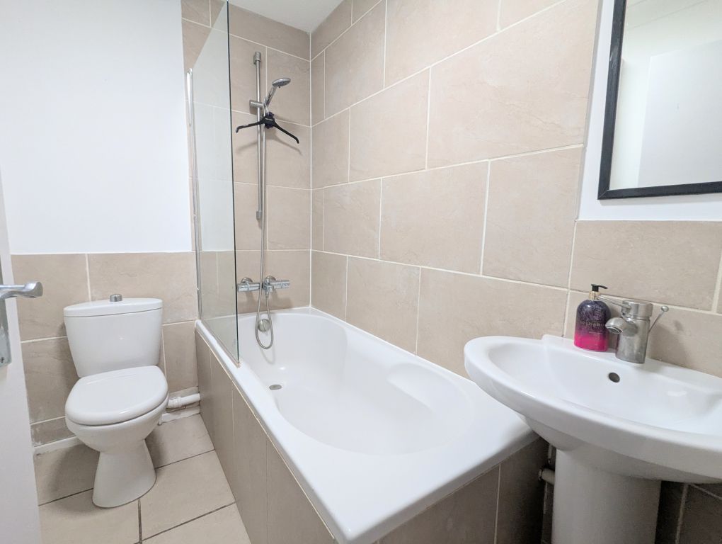 Property photo 3 of 4