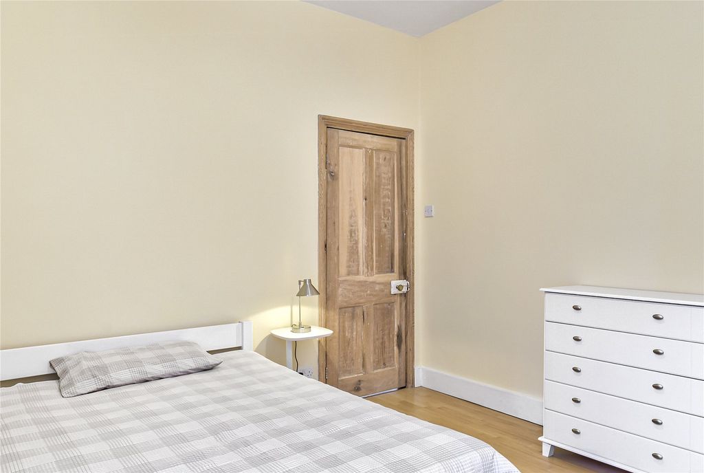 Property photo 3 of 9 Picture No. 05