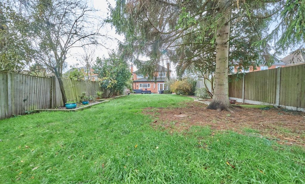 Property photo 3 of 19 Ashby Road 16.Jpg