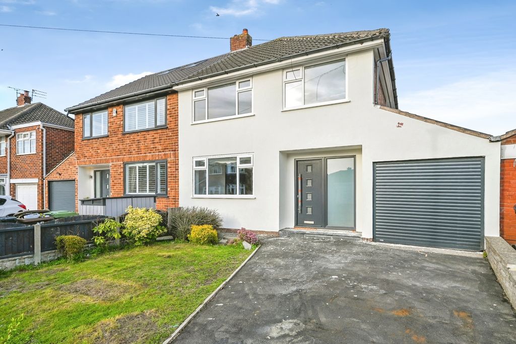 Property photo 1 of 16 Pbox-Img.Jpg