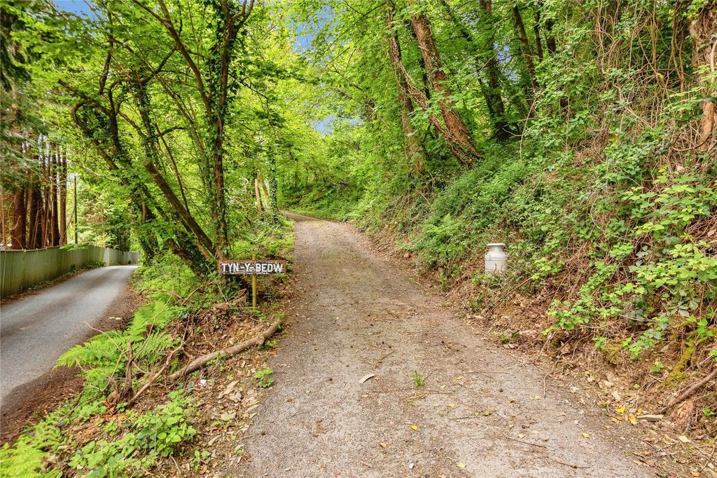 Property photo 3 of 39 Picture No. 04