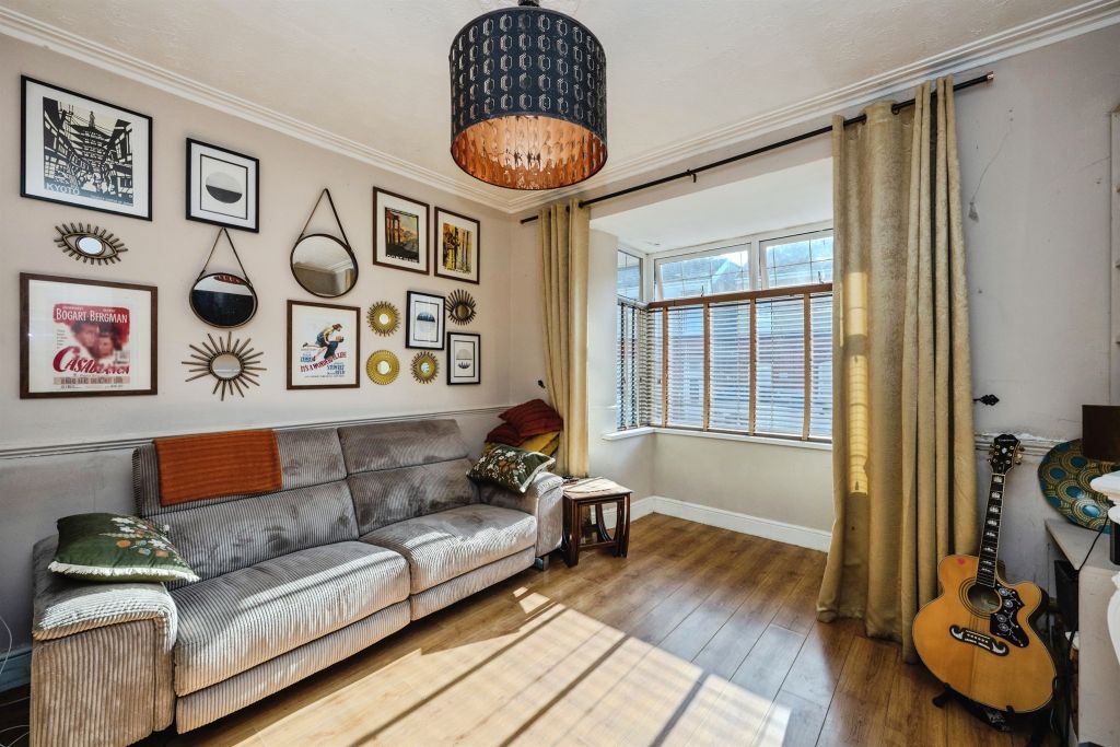 Property photo 2 of 18