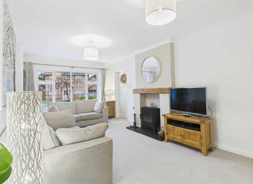 Property photo 2 of 32 Cam04425G0Pr0313Still014001