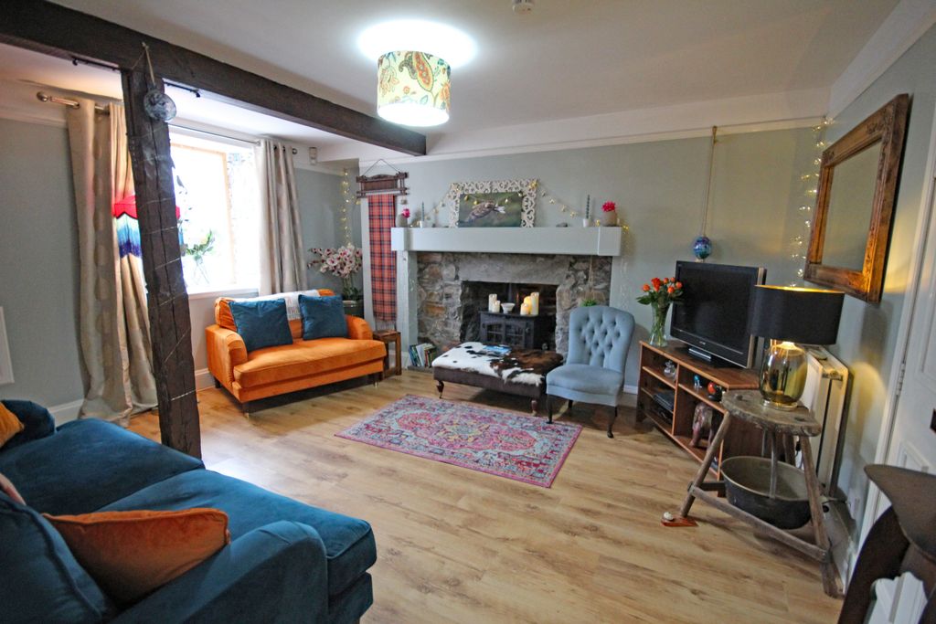 Property photo 3 of 40