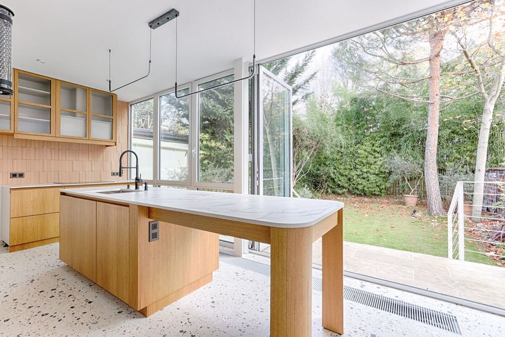 Property photo 1 of 18 House In Boulogne-Billancourt