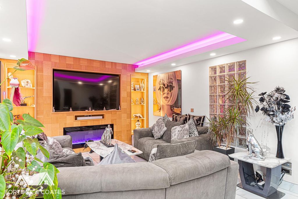 Property photo 3 of 27 Greataugerstreet_17.Jpg