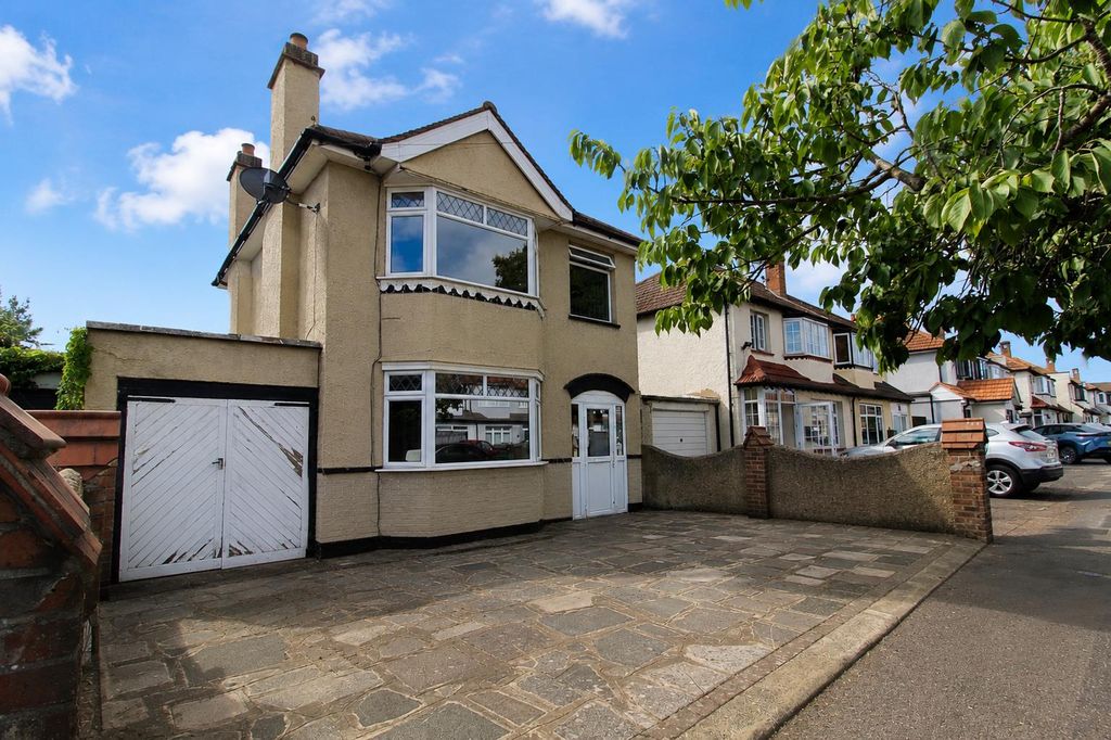 Property photo 1 of 22