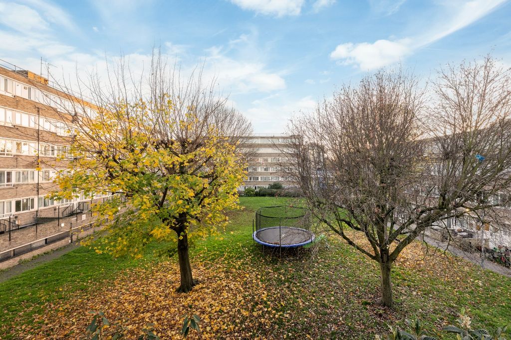 Property photo 3 of 12 Picture No. 05