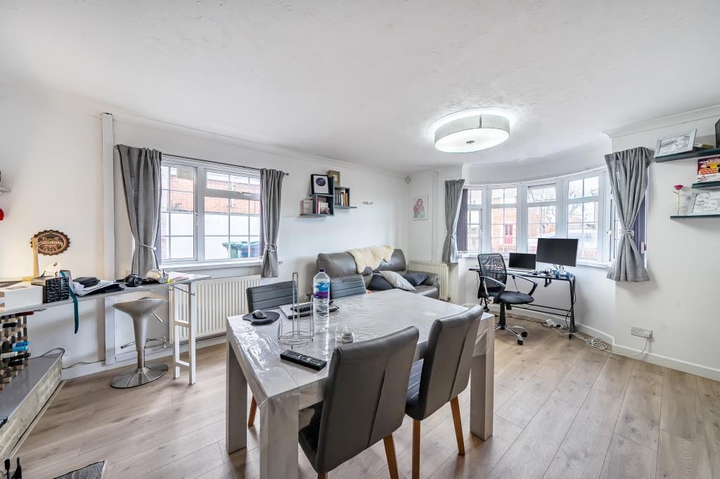 Property photo 3 of 18 Reception/Dining Room