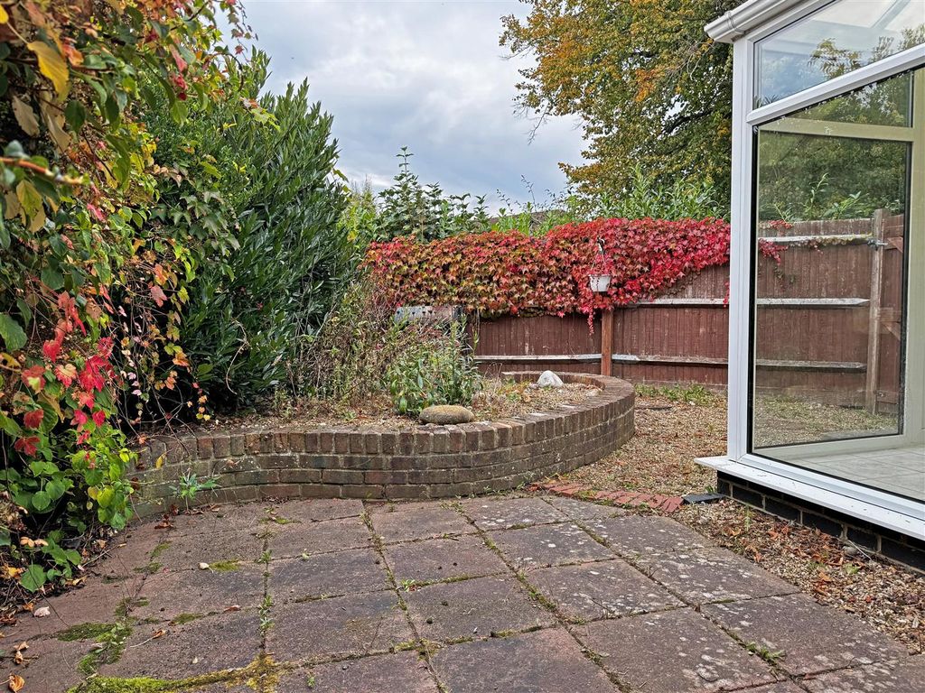 Property photo 3 of 12