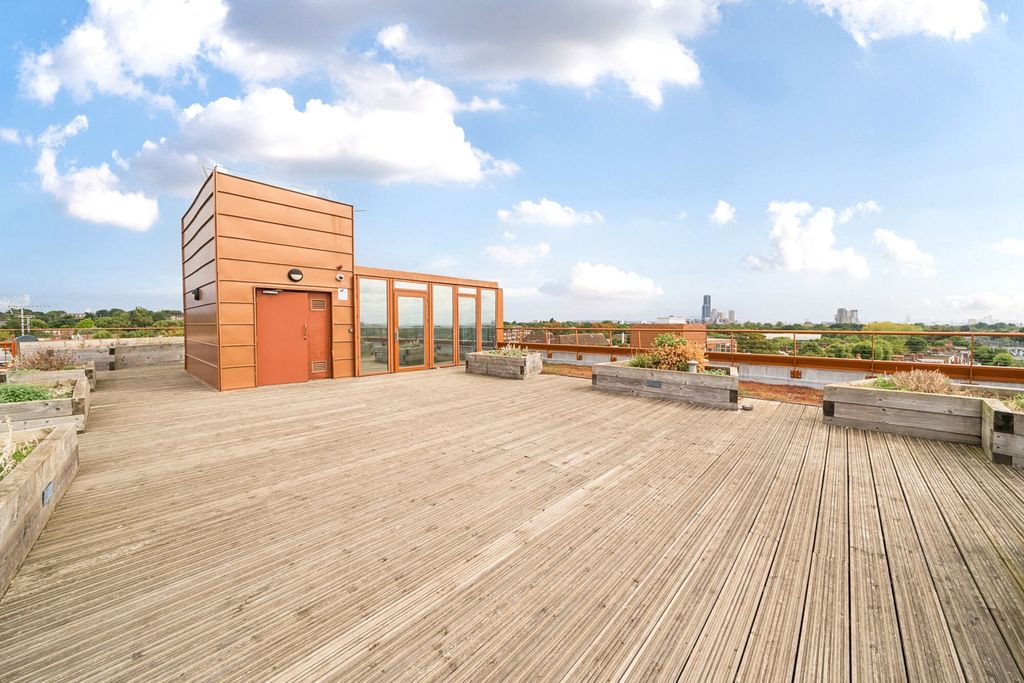 Property photo 3 of 19 1342340-4-68A5A1c...