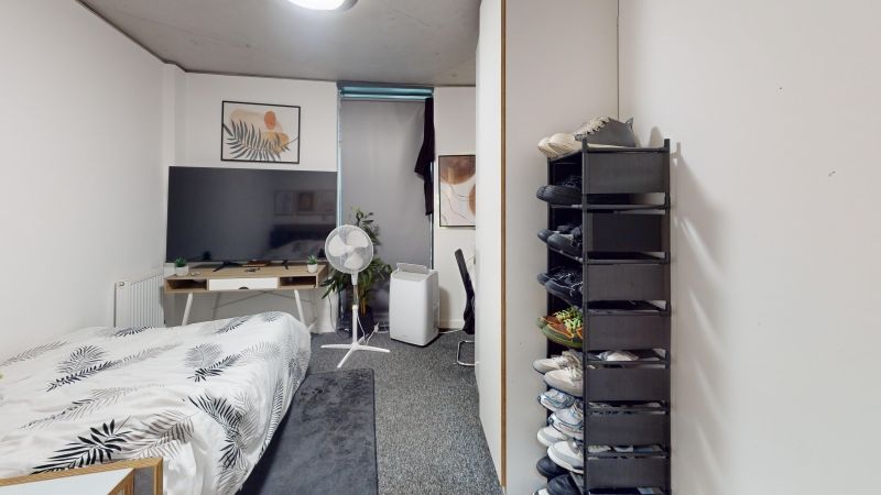 Property photo 2 of 5