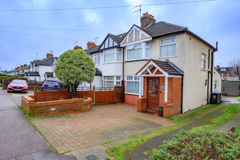 Property photo 1 of 19 Front