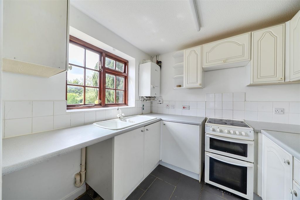 Property photo 3 of 13 1476832-1-6A26B206133d3.Jpg