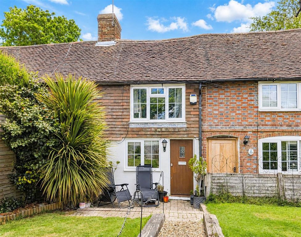 Property photo 2 of 14 3 Stone Croft Cottages - Front Shot.Png