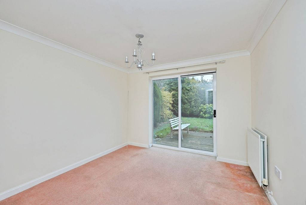 Property photo 3 of 12 Pbox-Img.Jpg