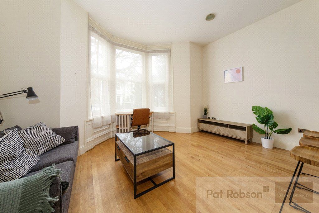 Property photo 3 of 13 Picture 3