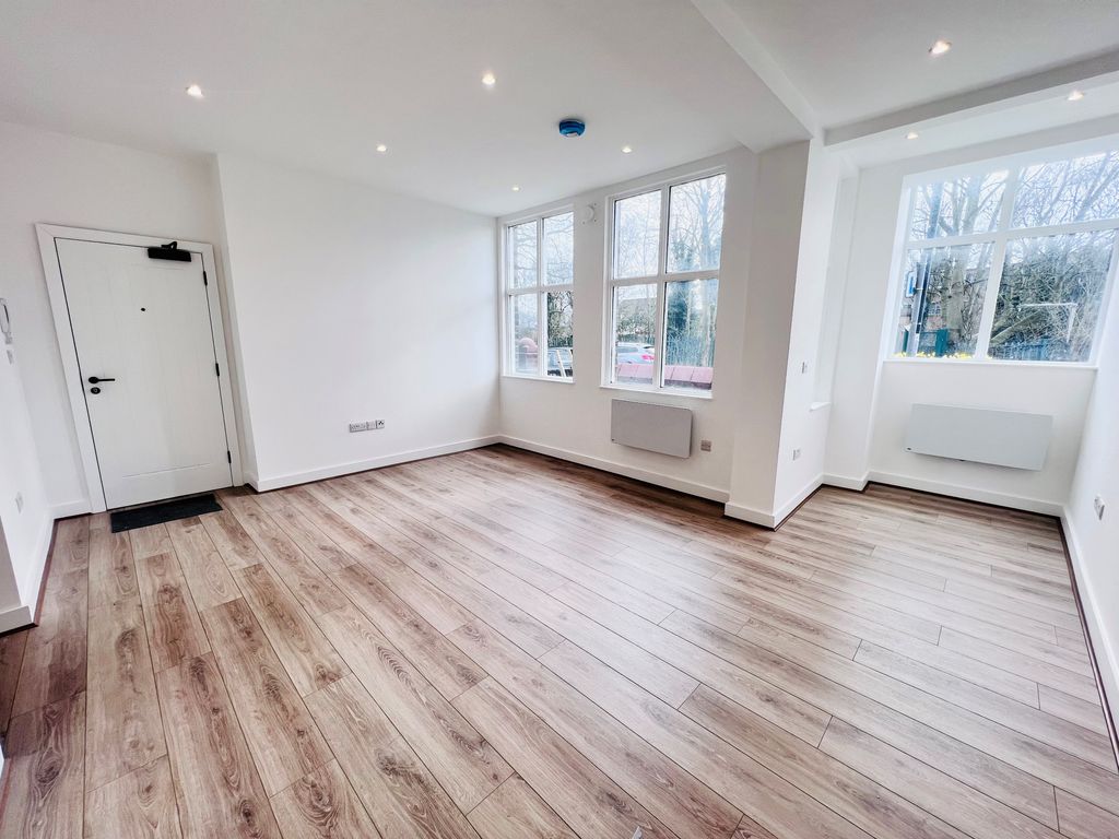 Property photo 2 of 7