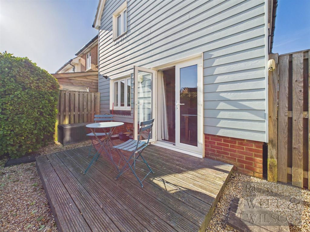 Property photo 3 of 20