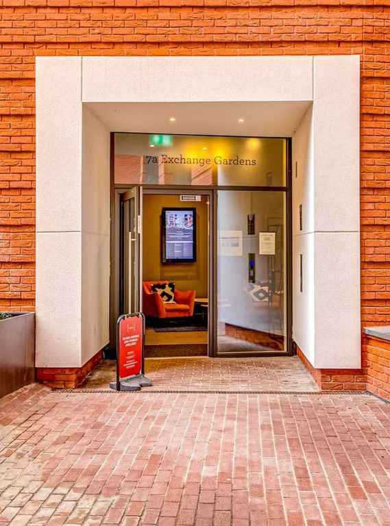 Property photo 2 of 8