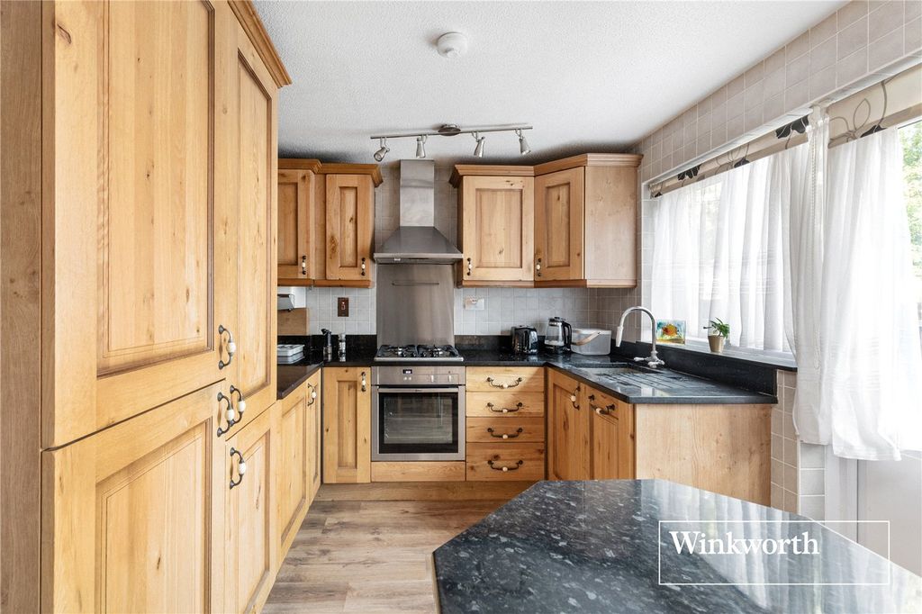 Property photo 3 of 15 Picture No. 06