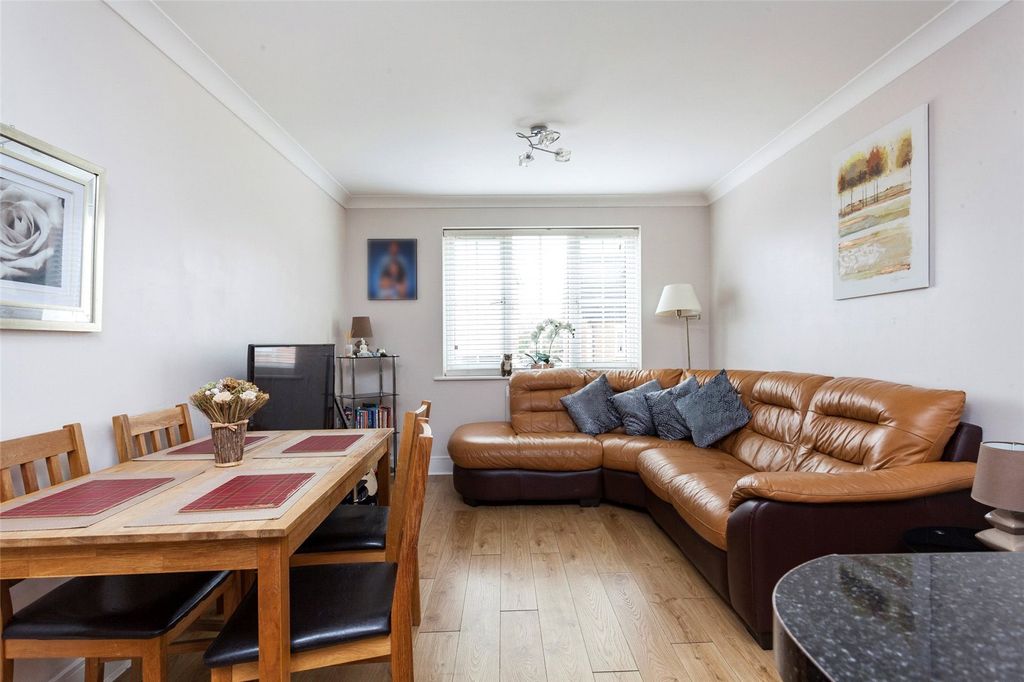 Property photo 2 of 9 Picture No. 08