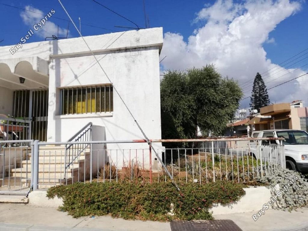 Property photo 3 of 5