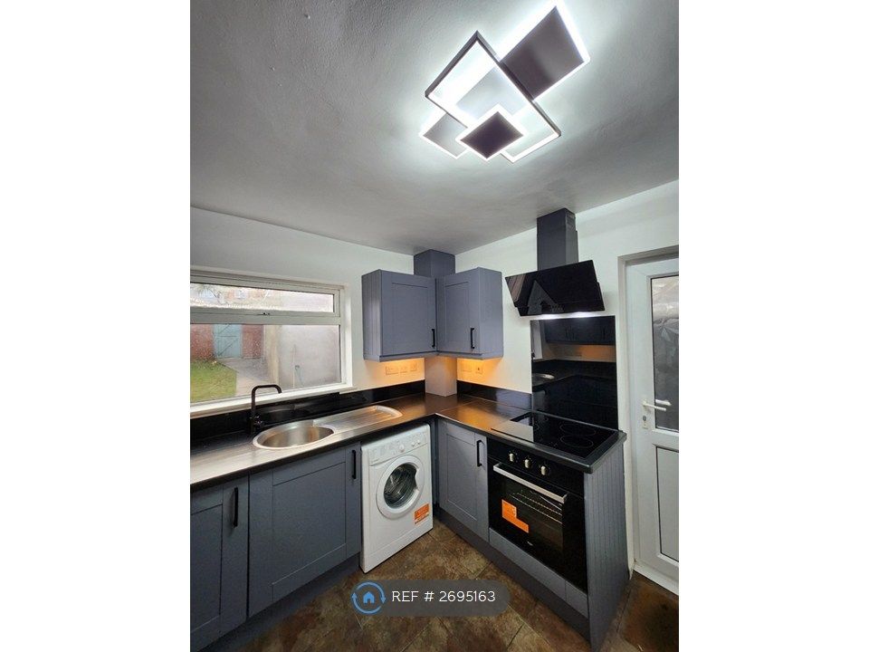 Property photo 1 of 35