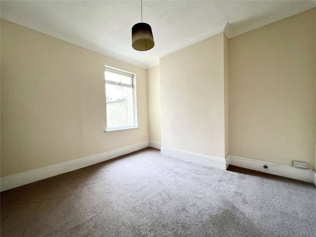 Property photo 2 of 11 Picture No. 01