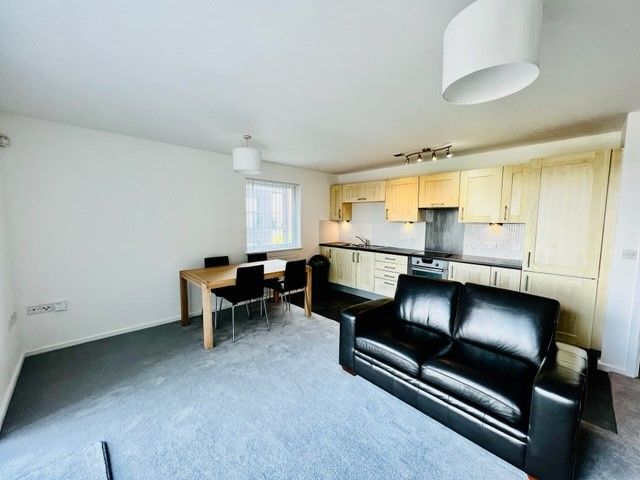 Property photo 3 of 8