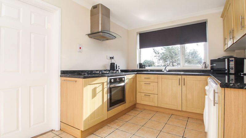 Property photo 3 of 21 Kitchen