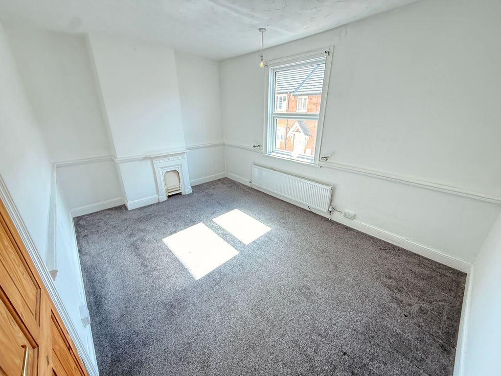 Property photo 2 of 13 Image