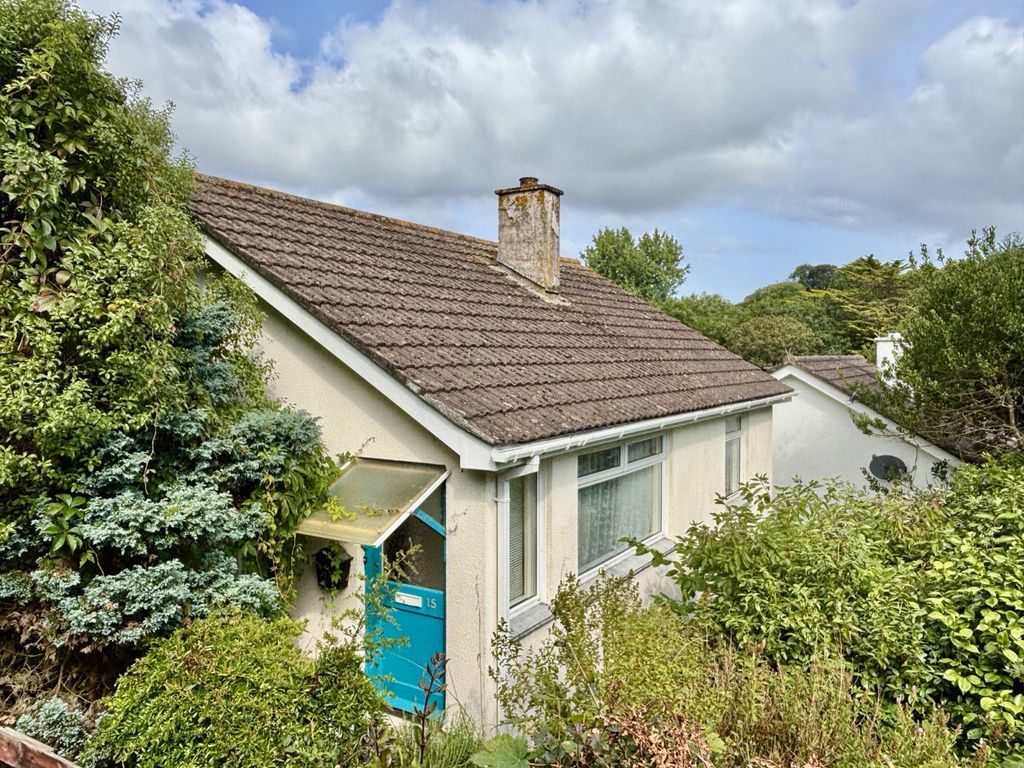 Property photo 1 of 8 2Â Bedroom Bungalow For Sale