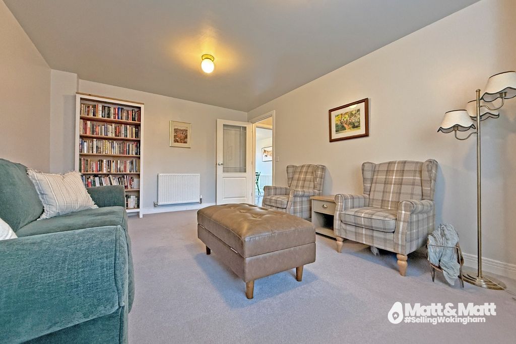 Property photo 2 of 12 4523725