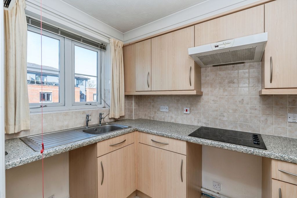 Property photo 2 of 13 Pbox-Img.Jpg