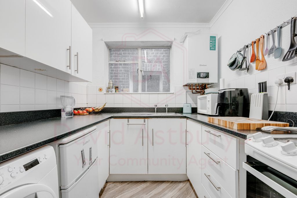 Property photo 3 of 8 Dsc06712Hdr