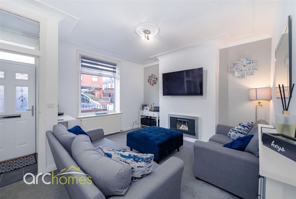 Property photo 2 of 22 Argyle-1.Jpg