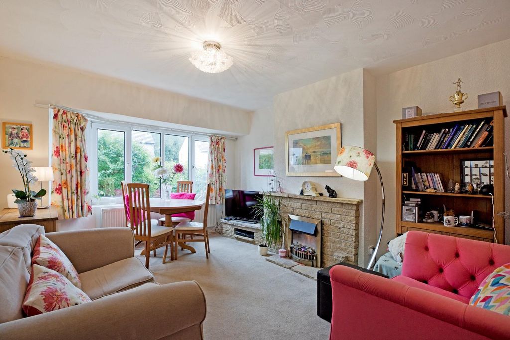 Property photo 3 of 18 Img_8687.Jpg