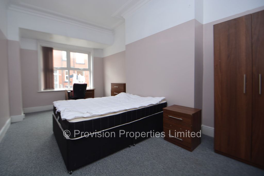 Property photo 2 of 18 Photo