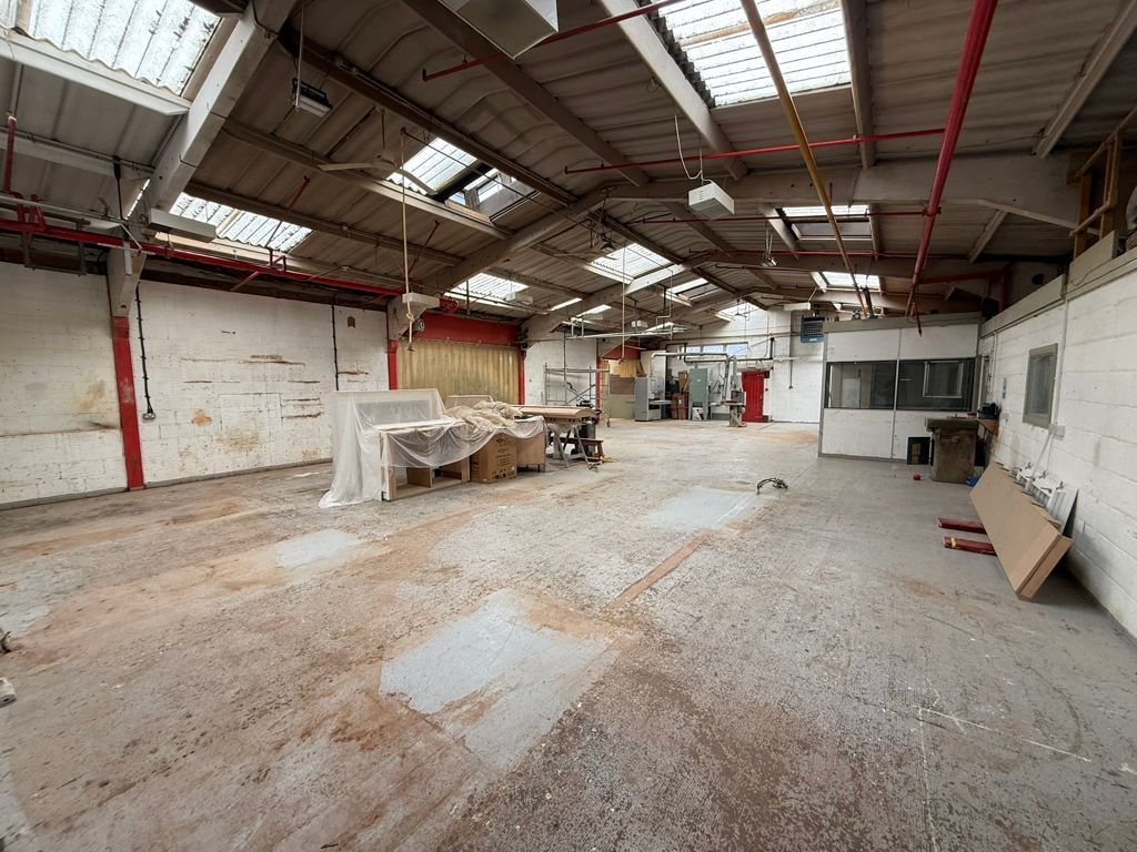 Property photo 3 of 17 Photo 20