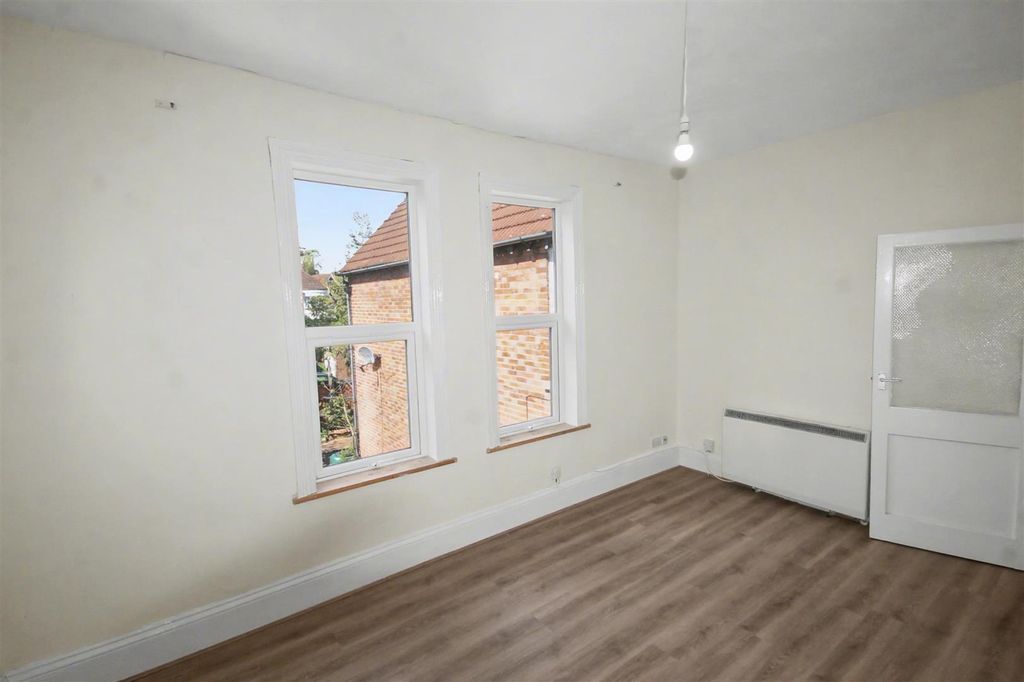 Property photo 3 of 10 Img_0334.Jpg