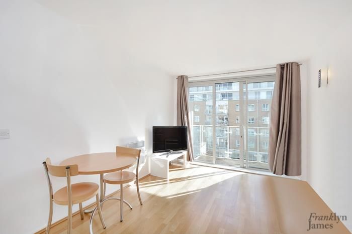 Property photo 1 of 8 Ionian Building