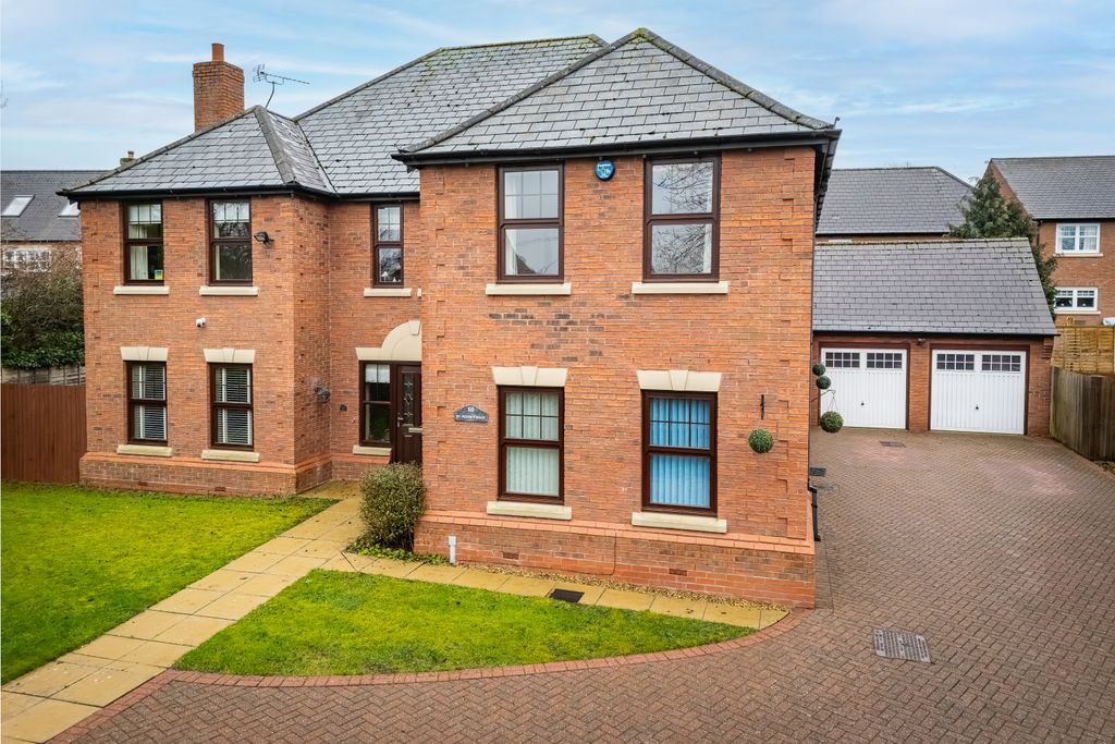 Property photo 1 of 30