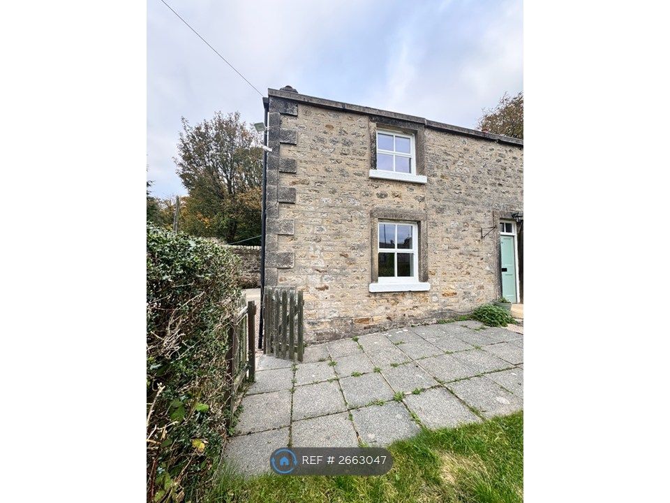 Property photo 1 of 18 Front