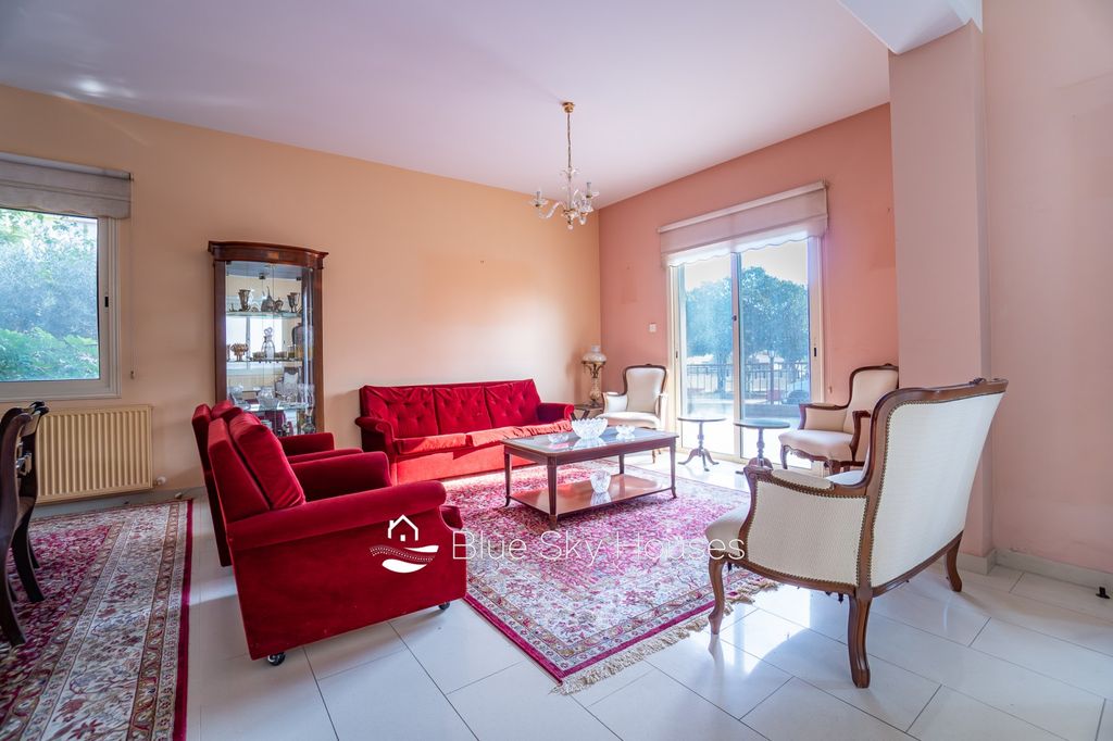 Property photo 1 of 36