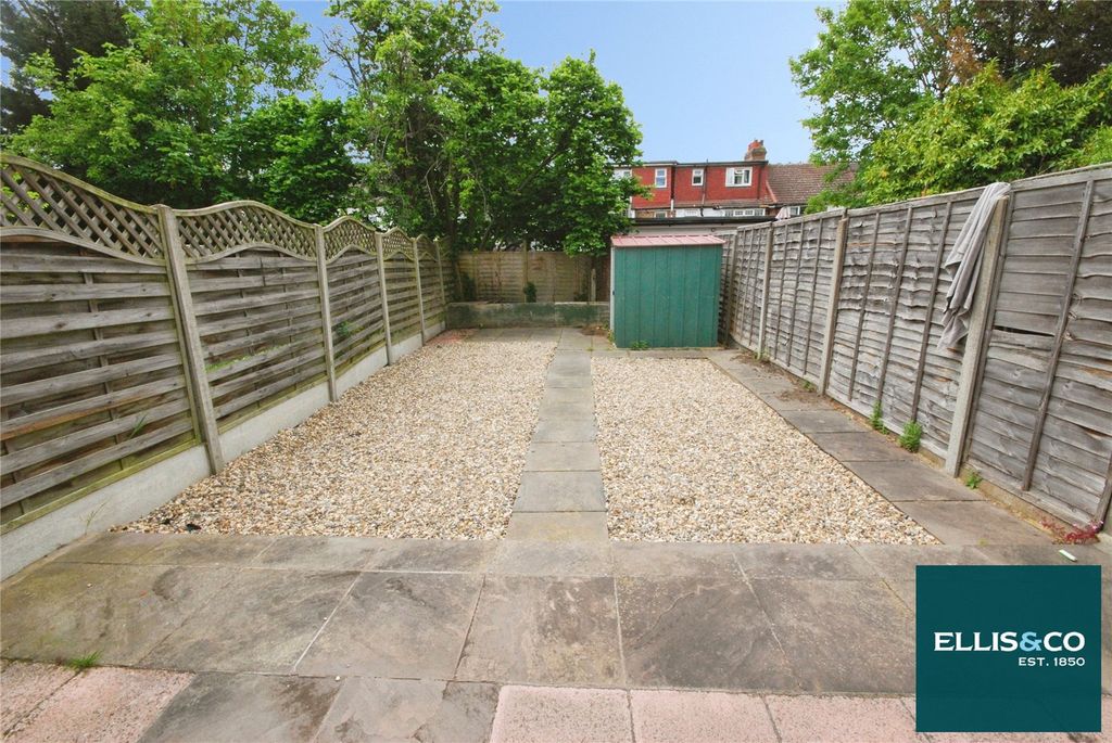 Property photo 3 of 12 Picture No. 06