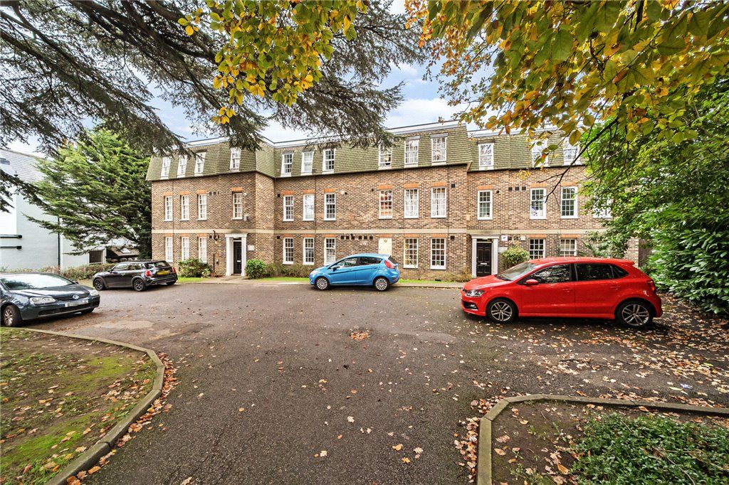 Property photo 1 of 13 External