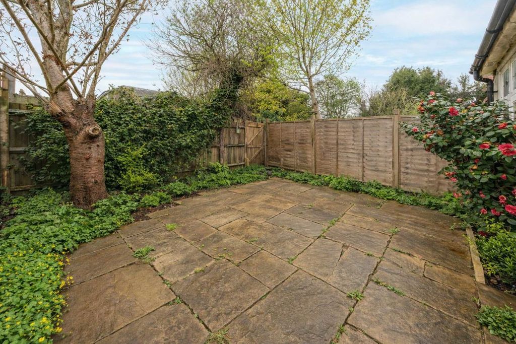 Property photo 2 of 2