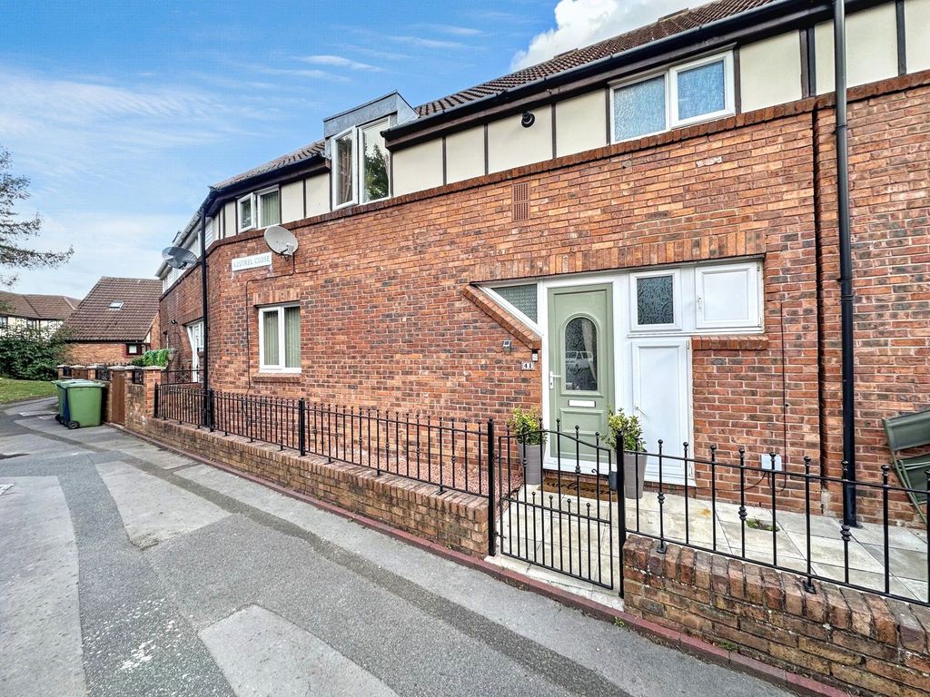 Property photo 1 of 18